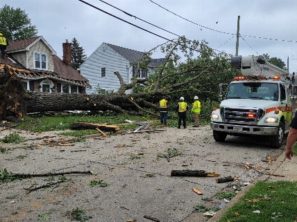 Power Outages and Tornado Damage Disrupt Metro Detroit Neighborhoods Farmington Voice