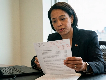 New York Politicians Admit Using AI to Draft Public Op-Eds Farmington Voice
