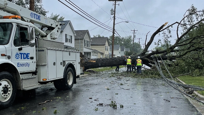 Nearly 280,000 Lose Power as Severe Storms Hit Southeast Michigan Farmington Voice