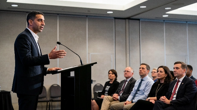 El-Sayed Issues Apology to Michigan Jewish Democrats After Synagogue Attack Farmington Voice