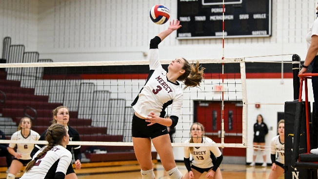 Farmington Hills Mercy volleyball team extends undefeated season Farmington Voice
